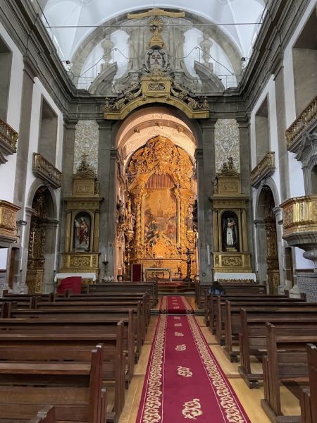 Ficheiro:Interior da Igreja de São Nicolau.jpg