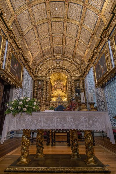 Ficheiro:Capela-mor Convento.jpg