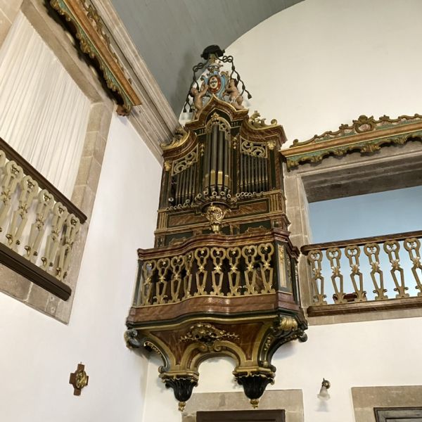 Ficheiro:7C095C91-D785-4BFE-A454-754900FCC2B9 1 105 c.jpg