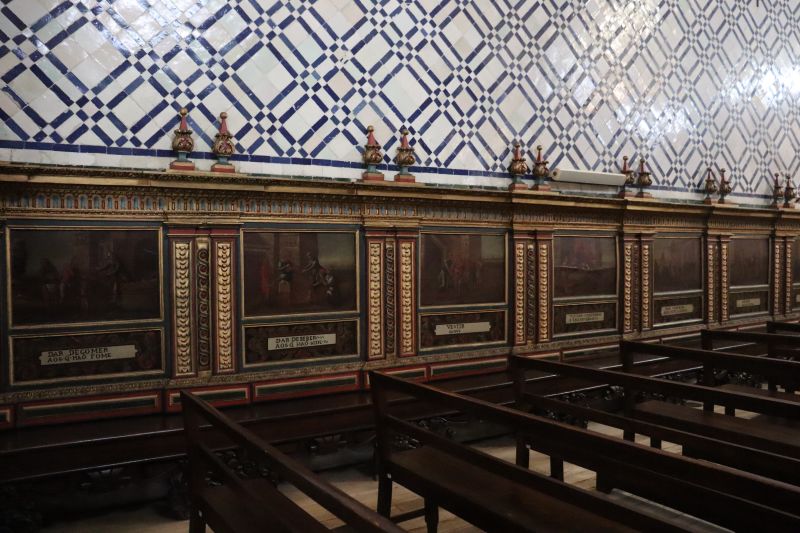 Ficheiro:Espaldar da nave.jpg