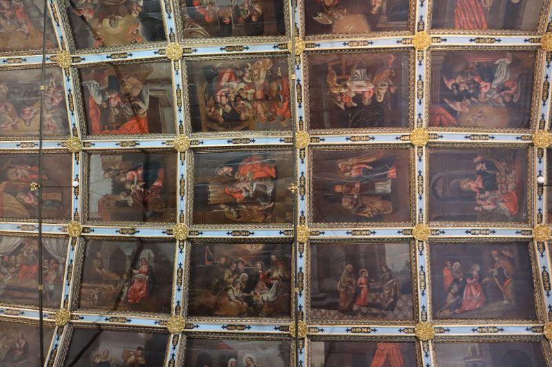 Ficheiro:Teto da nave.jpg